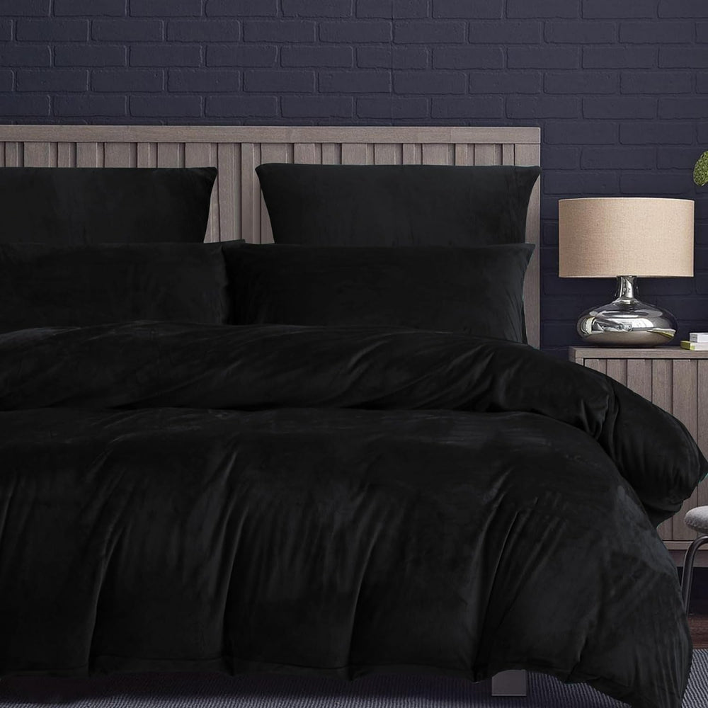Luxury Velvet Duvet Cover Set - Black - Aura living