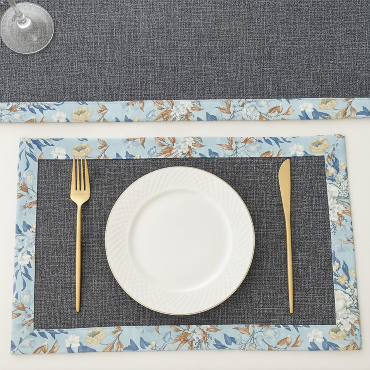 Charcoal Grey Jute Dinning Set With Printed Border-