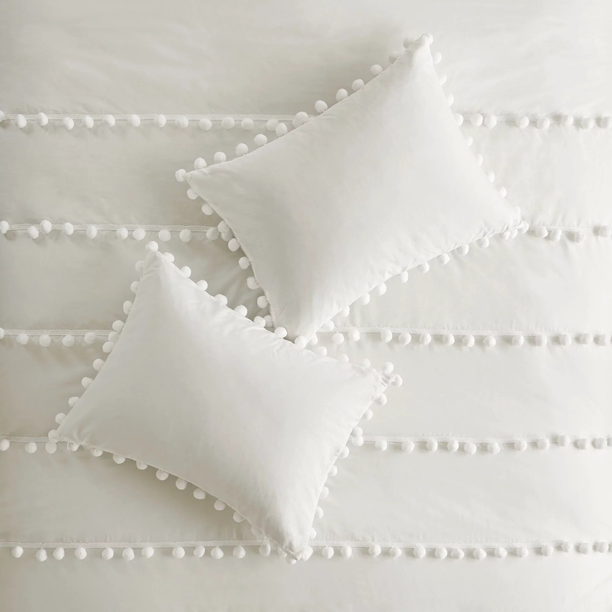 Luxury Cotton Satin Pom Fringe Duvet Cover Set- White And White - Aura Living
