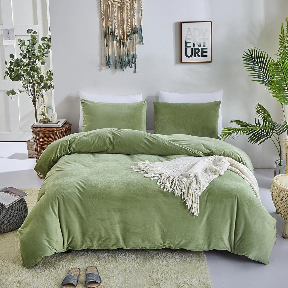 Luxury Velvet Duvet Cover Set - Parrot Green - Aura Living