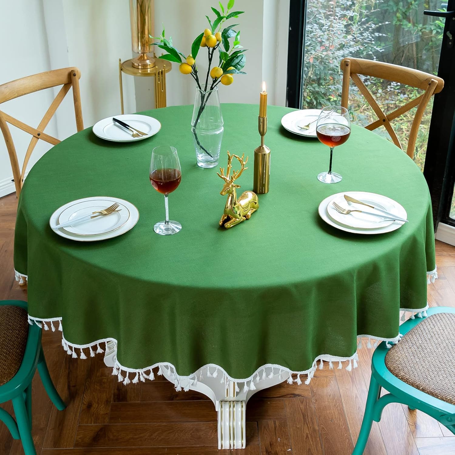 Cotton Decorative Round Tablecloth With Tesals-