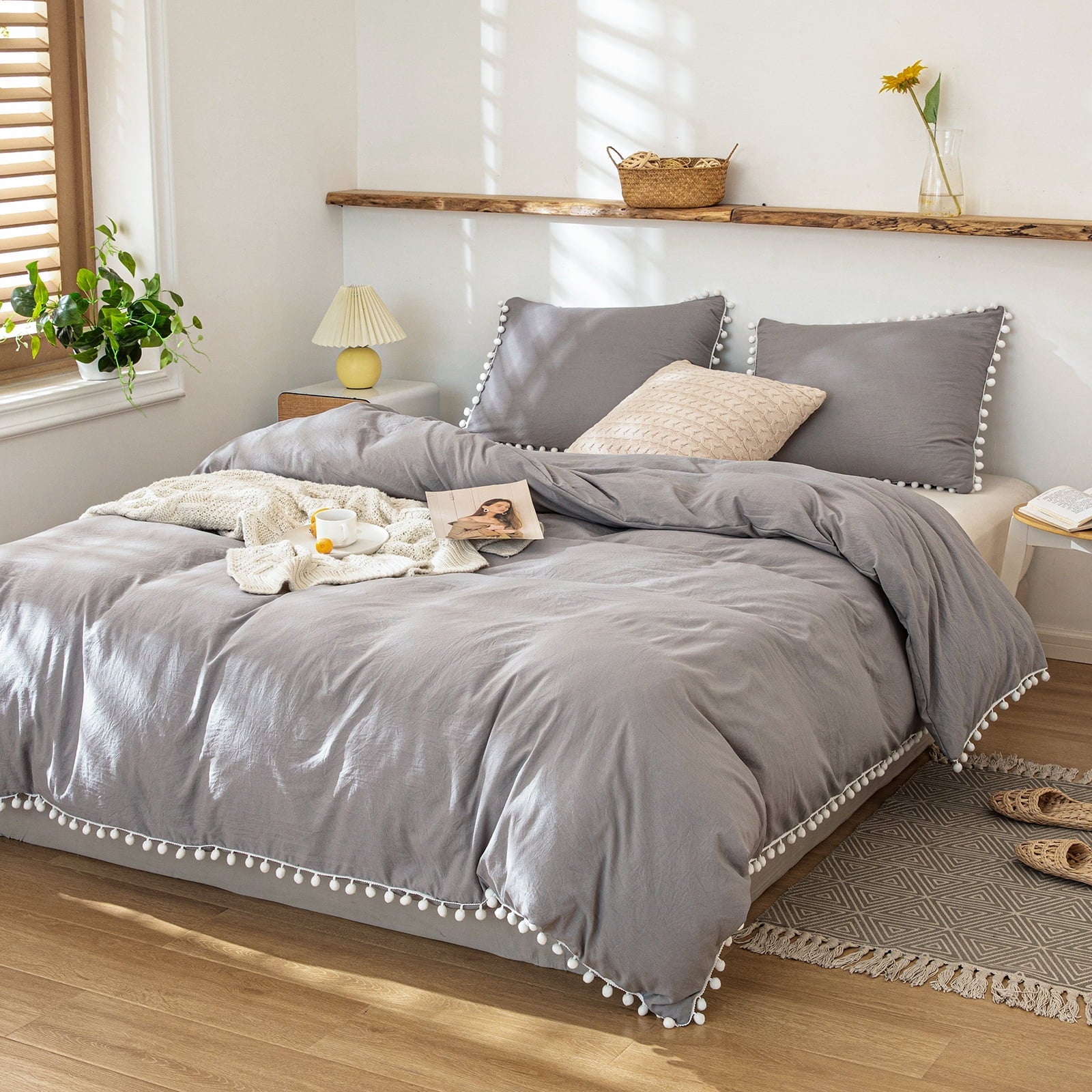 Plain Cotton Duvet Cover Set With Pom Poms
