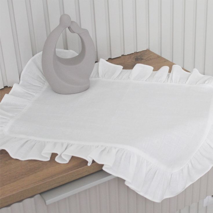 Luxury Cotton Dinning Set With Frilld - White