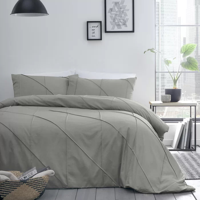 Geometric Pleated Cotton Satin Duvet Cover Set - Light Grey - Aura living