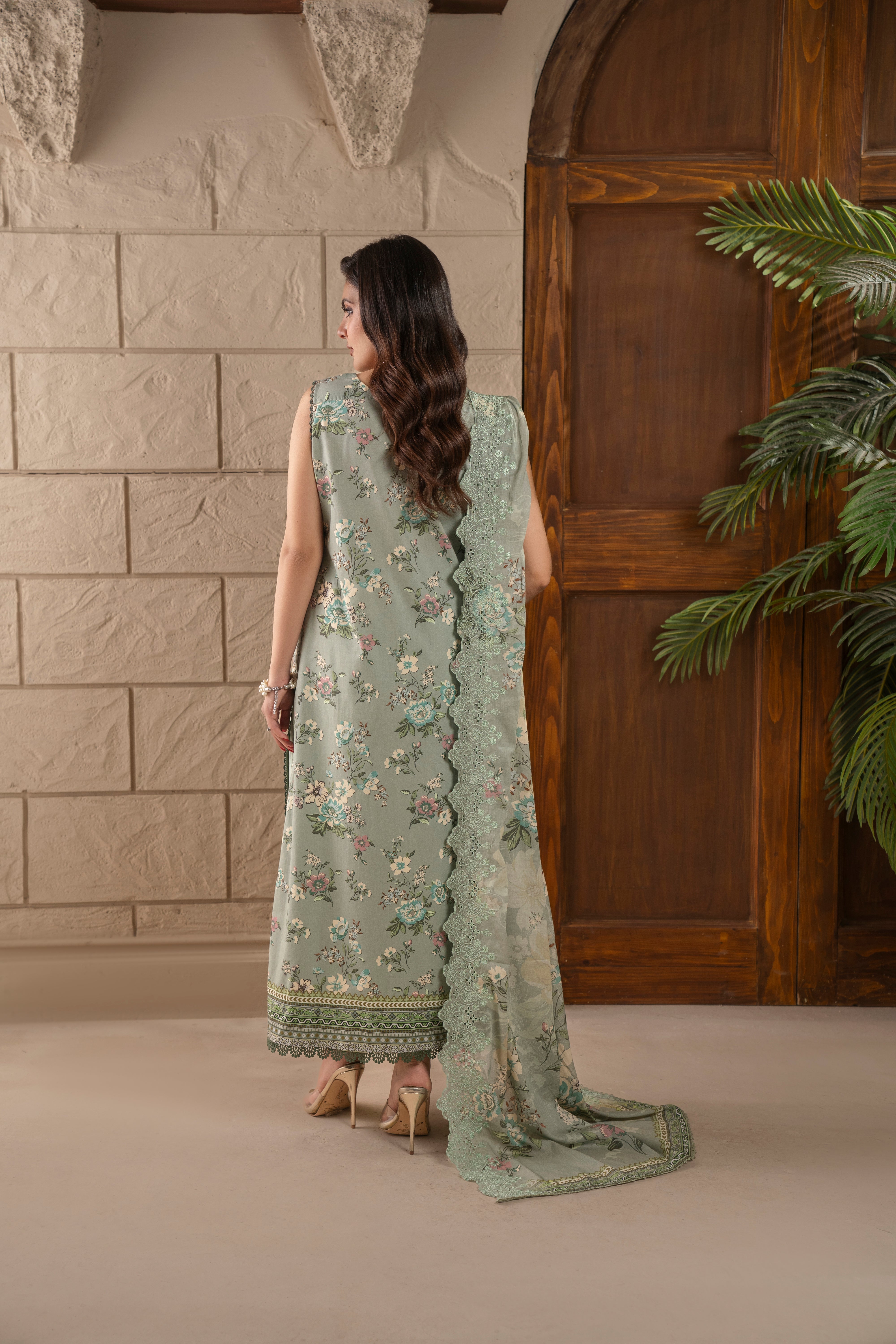 D722 - Collection Embroidered
