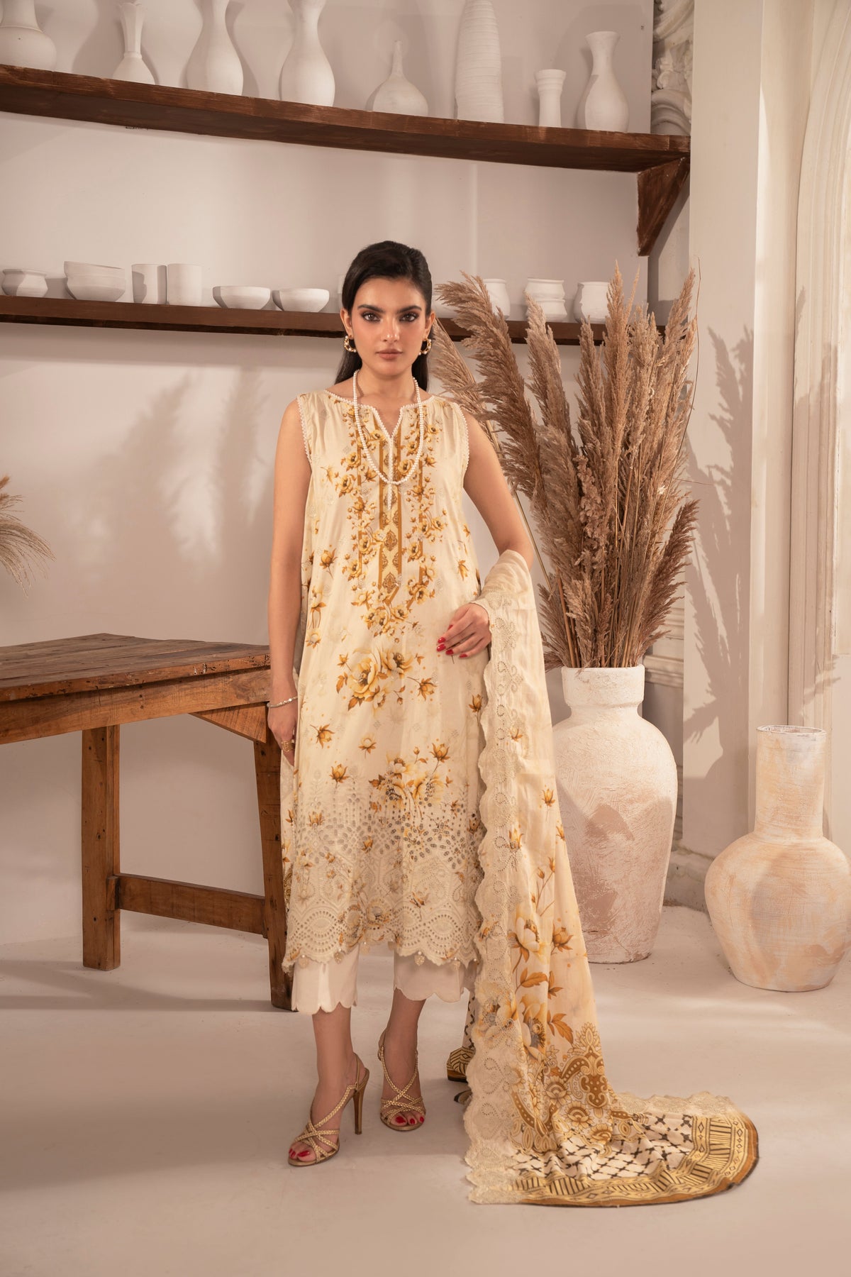 D731- Collection Embroidered