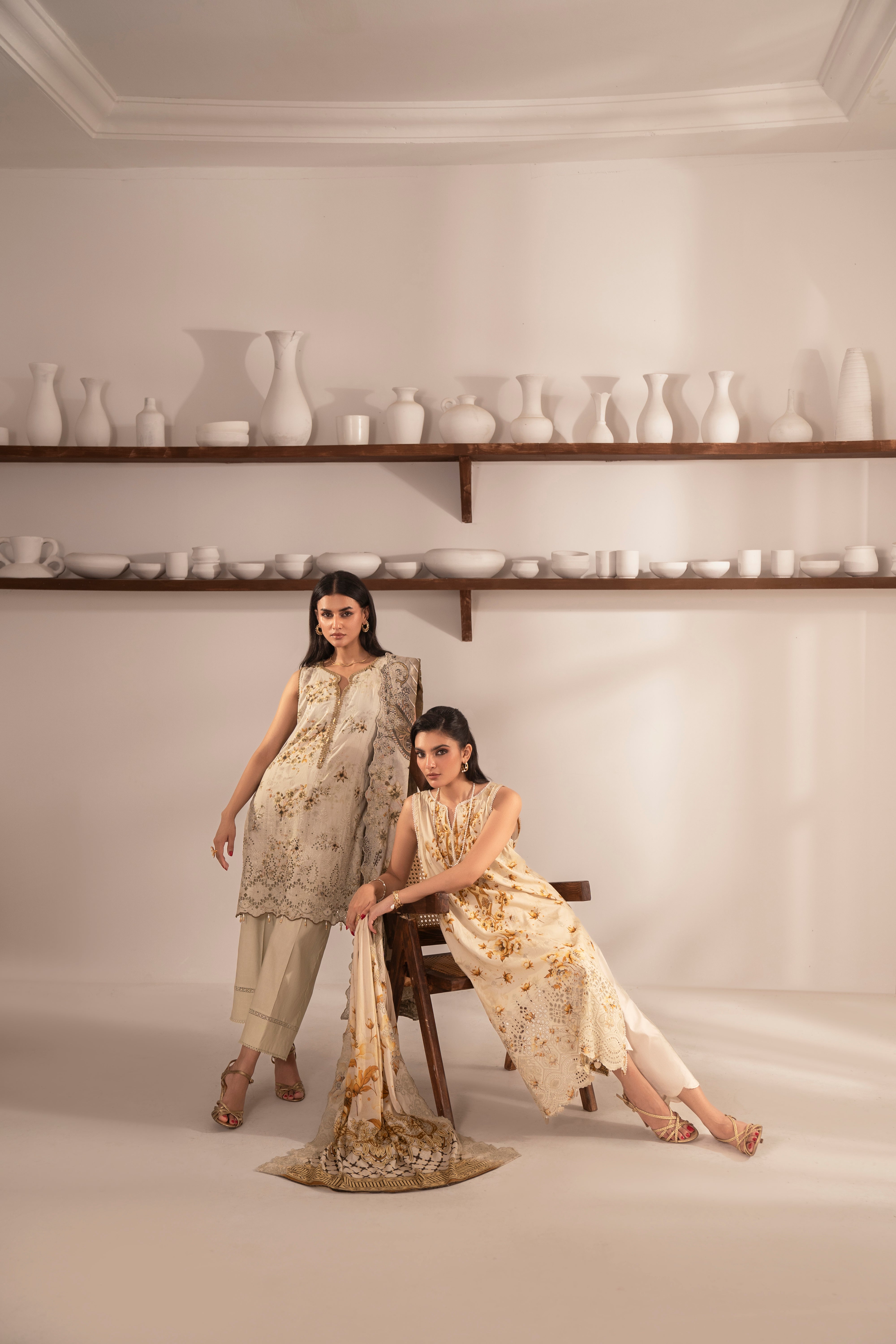 D723 - Collection Embroidered