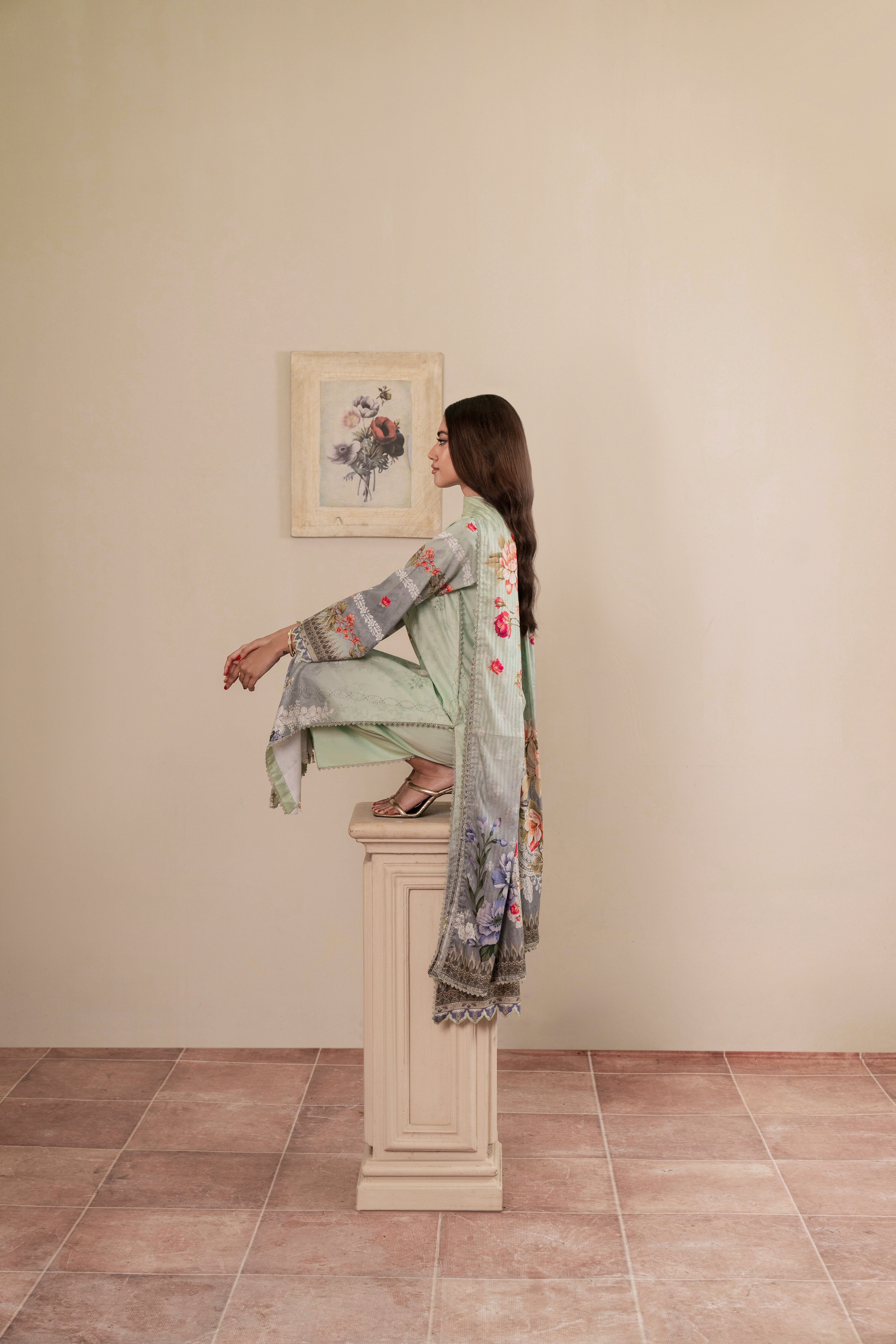 Resham Unstitched Cambric 3 Pcs Printed Suit D748