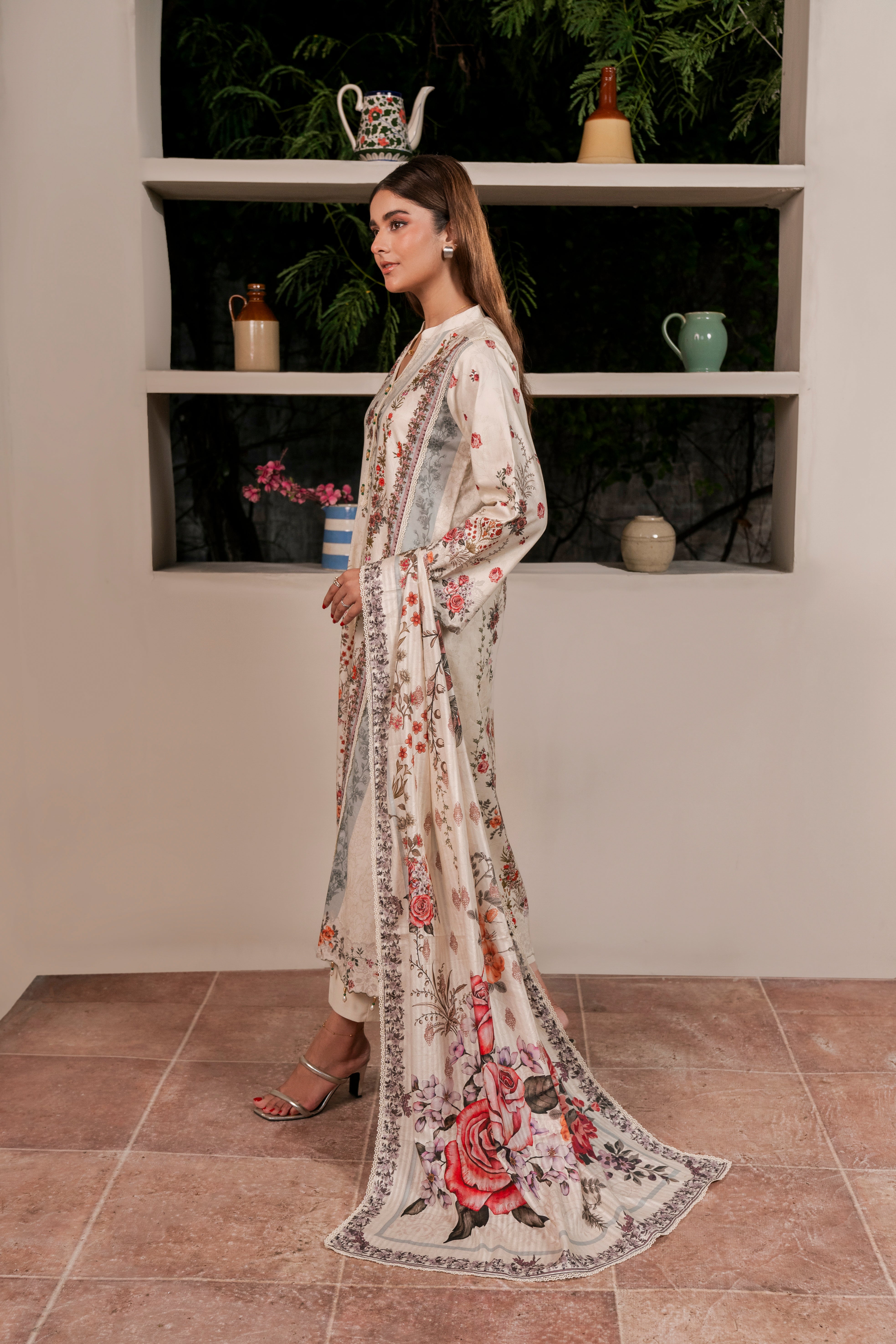 Resham Unstitched Cambric 3 Pcs Printed Suit D749