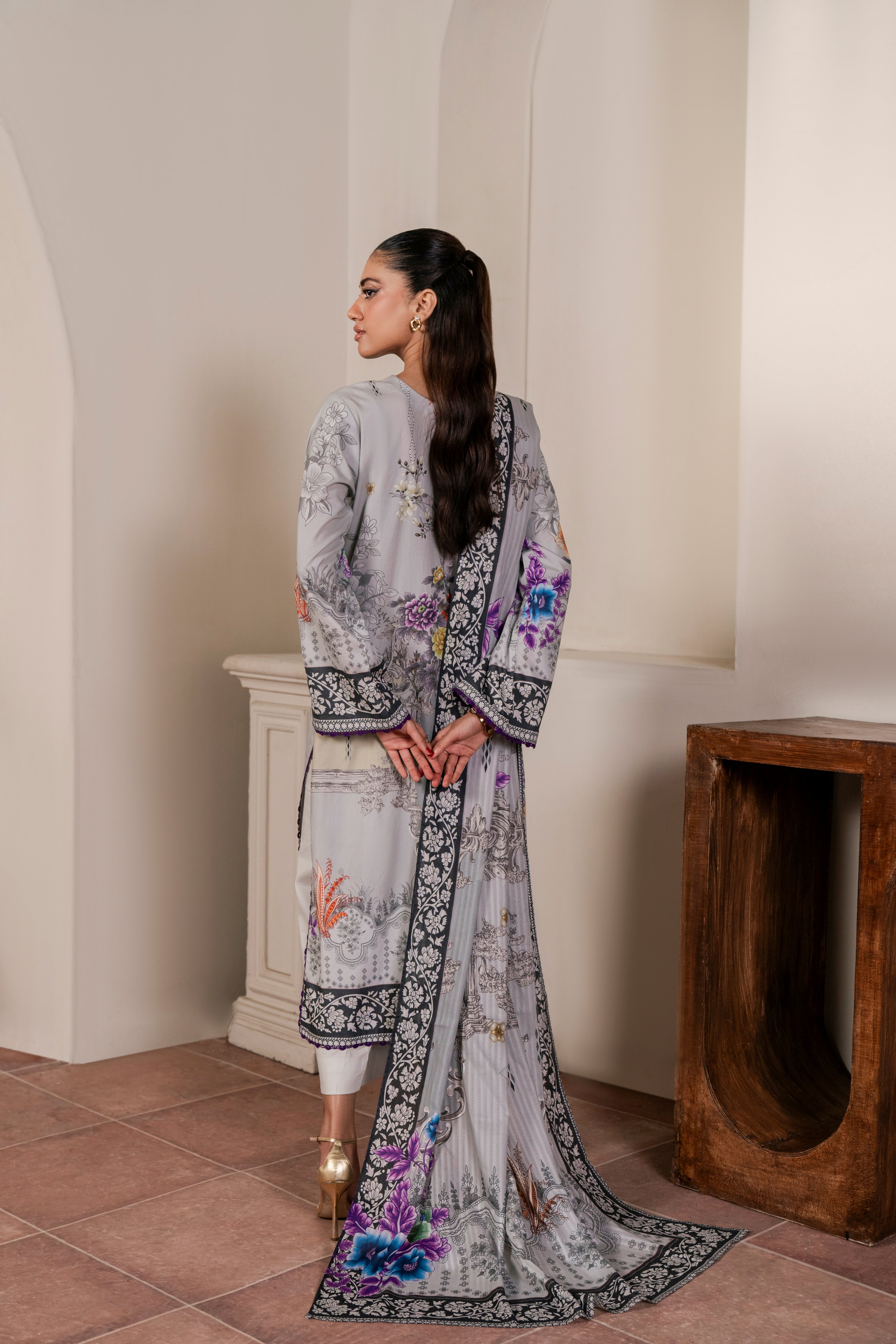 Resham Unstitched Cambric 3 Pcs Printed Suit D742