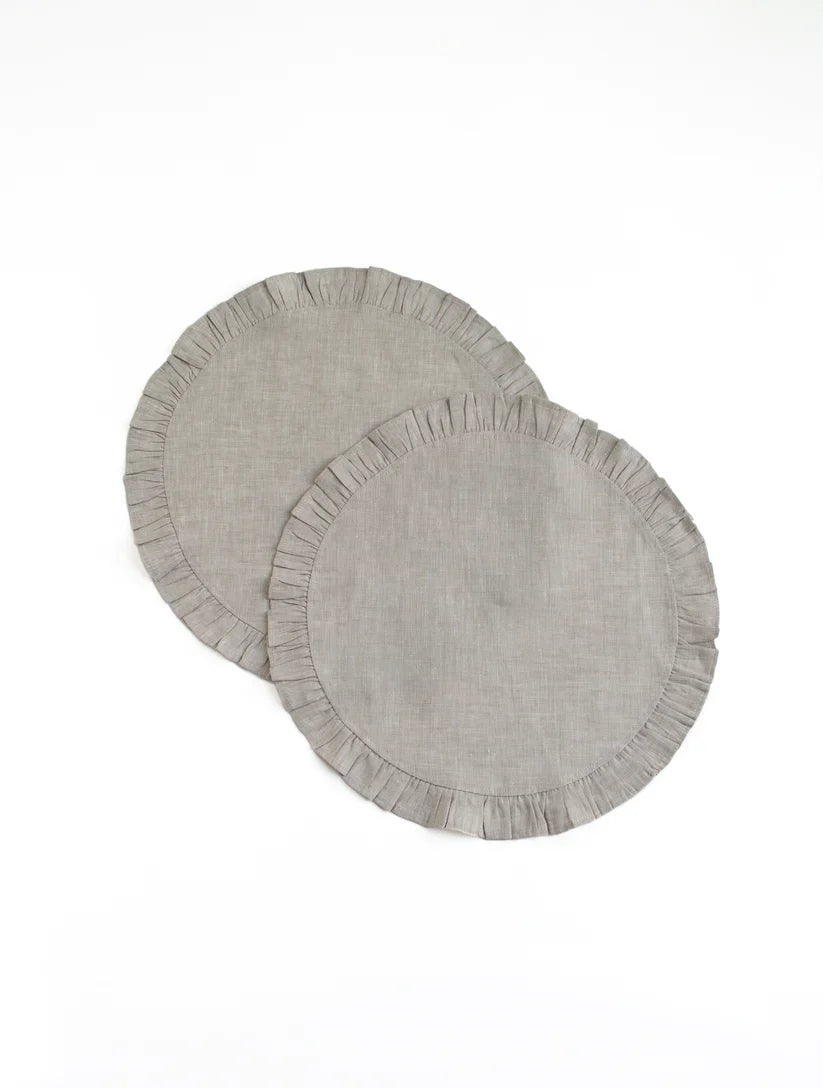 Round Ruffle Plain Cotton Placemats, Set - Aura living