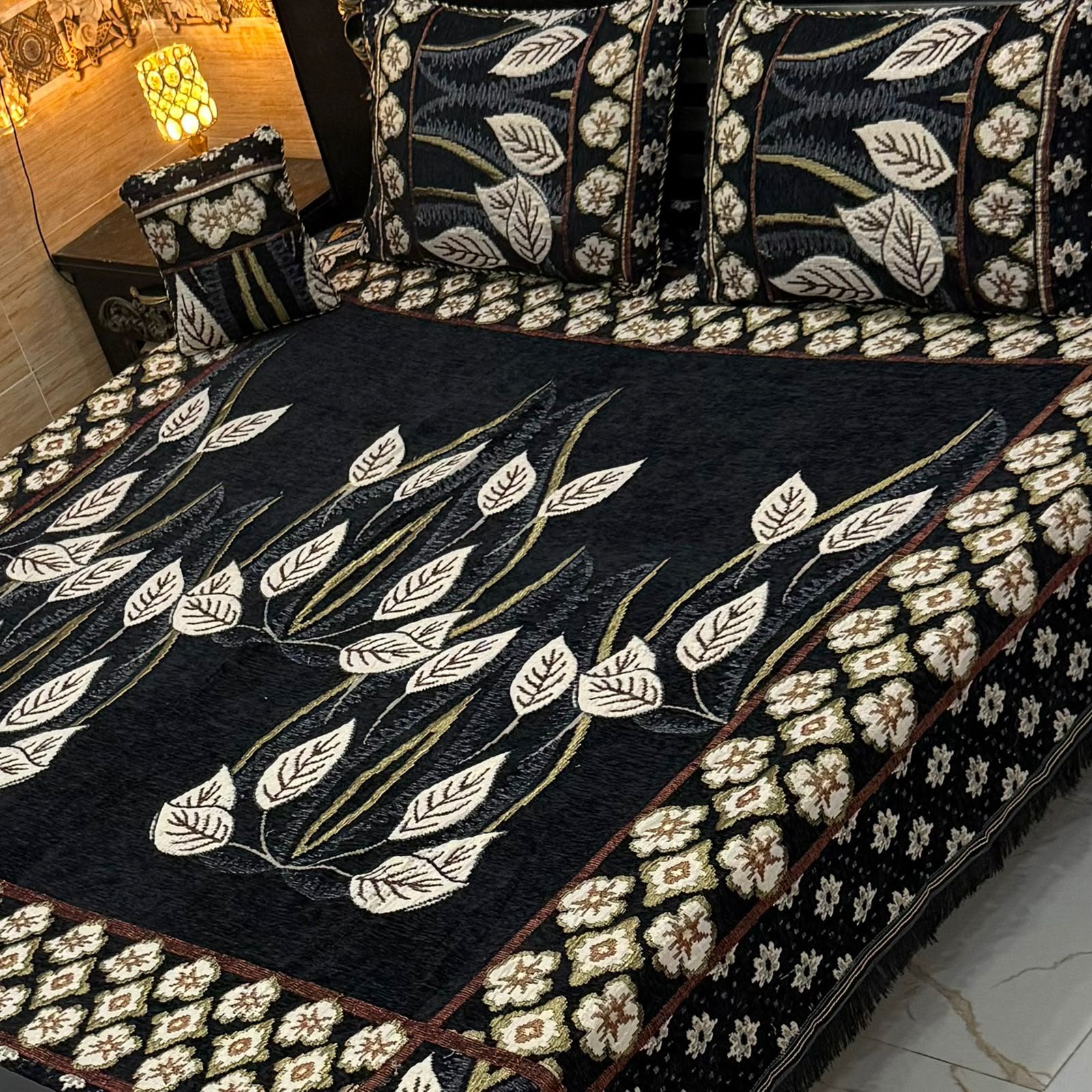 4Pc Velvet Jaquard Bedsheet AL # 4012