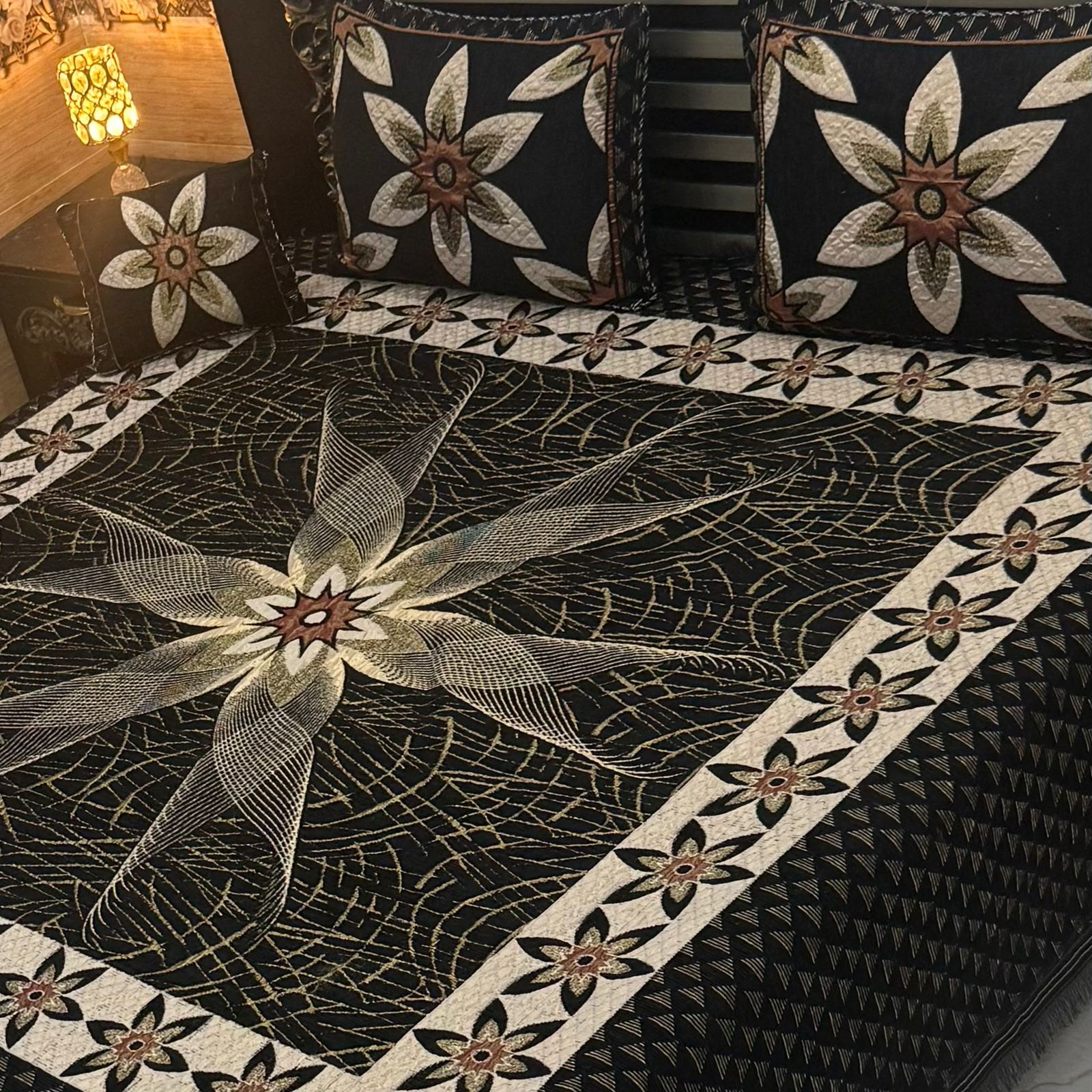 4Pc Velvet Jaquard Bedsheet AL # 4020