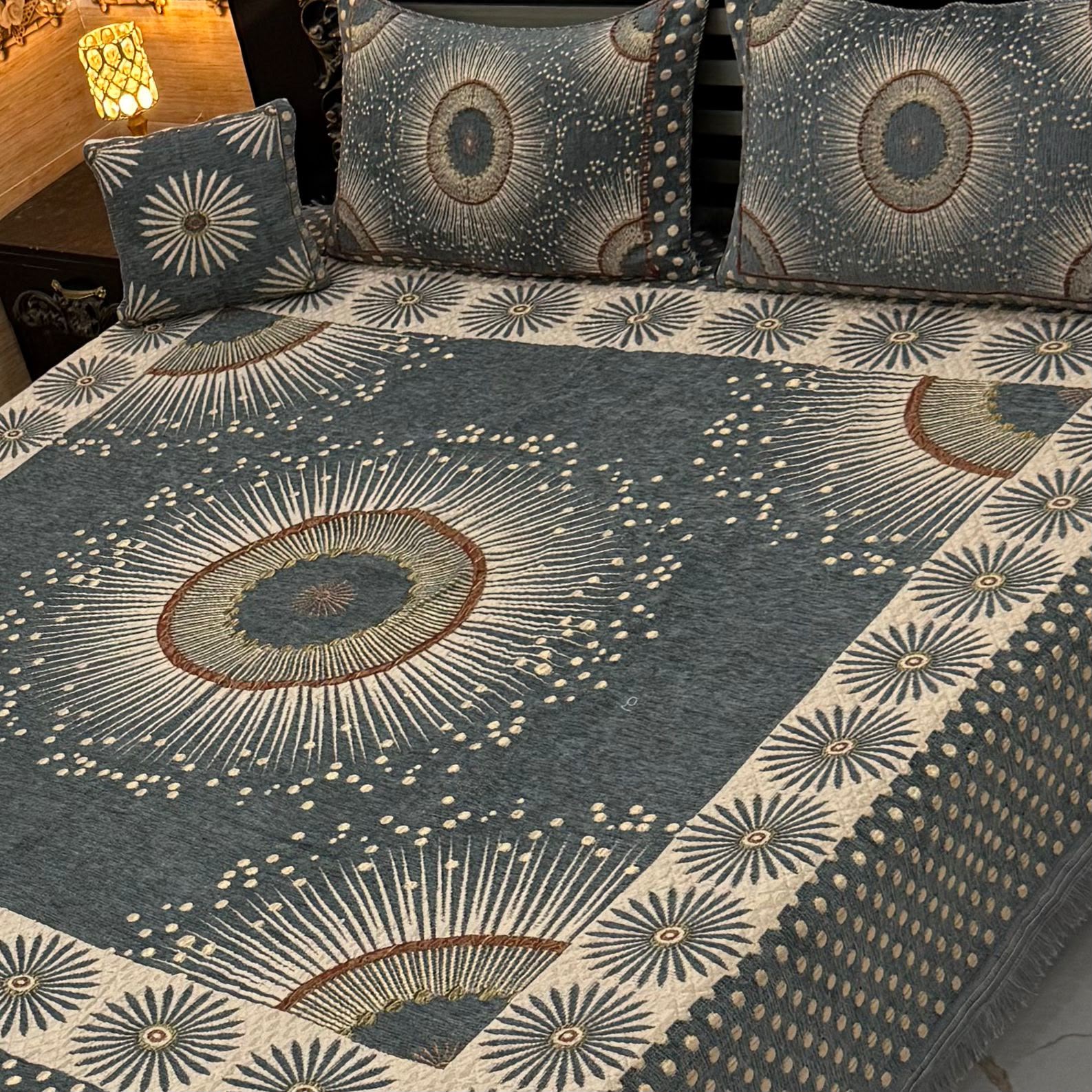 4Pc Velvet Jaquard Bedsheet AL # 4045