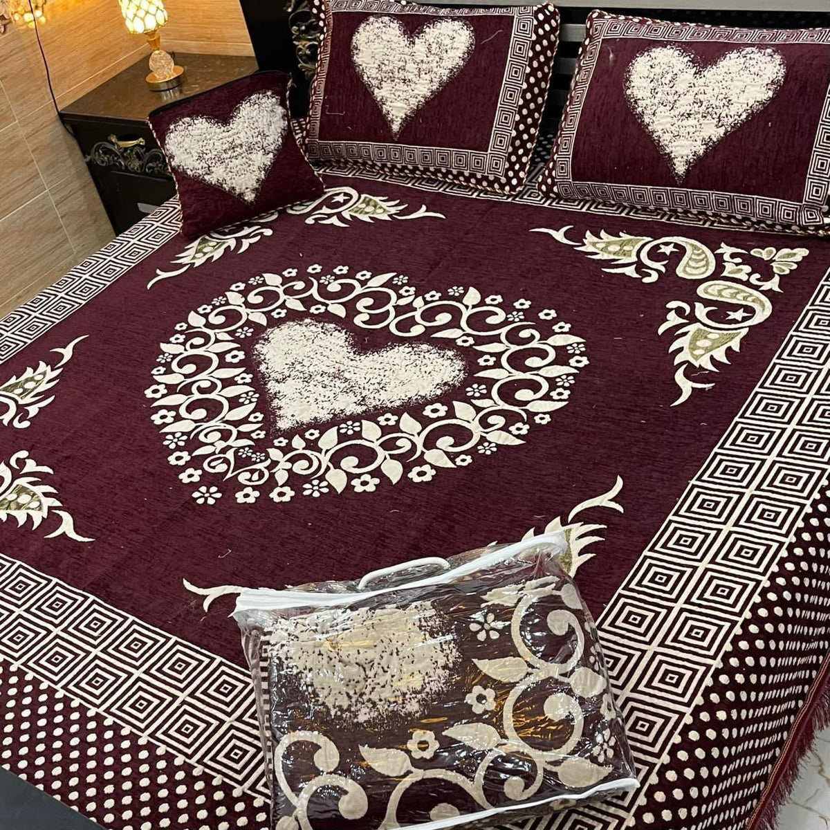 4Pc Velvet Jaquard Bedsheet AL # 4054