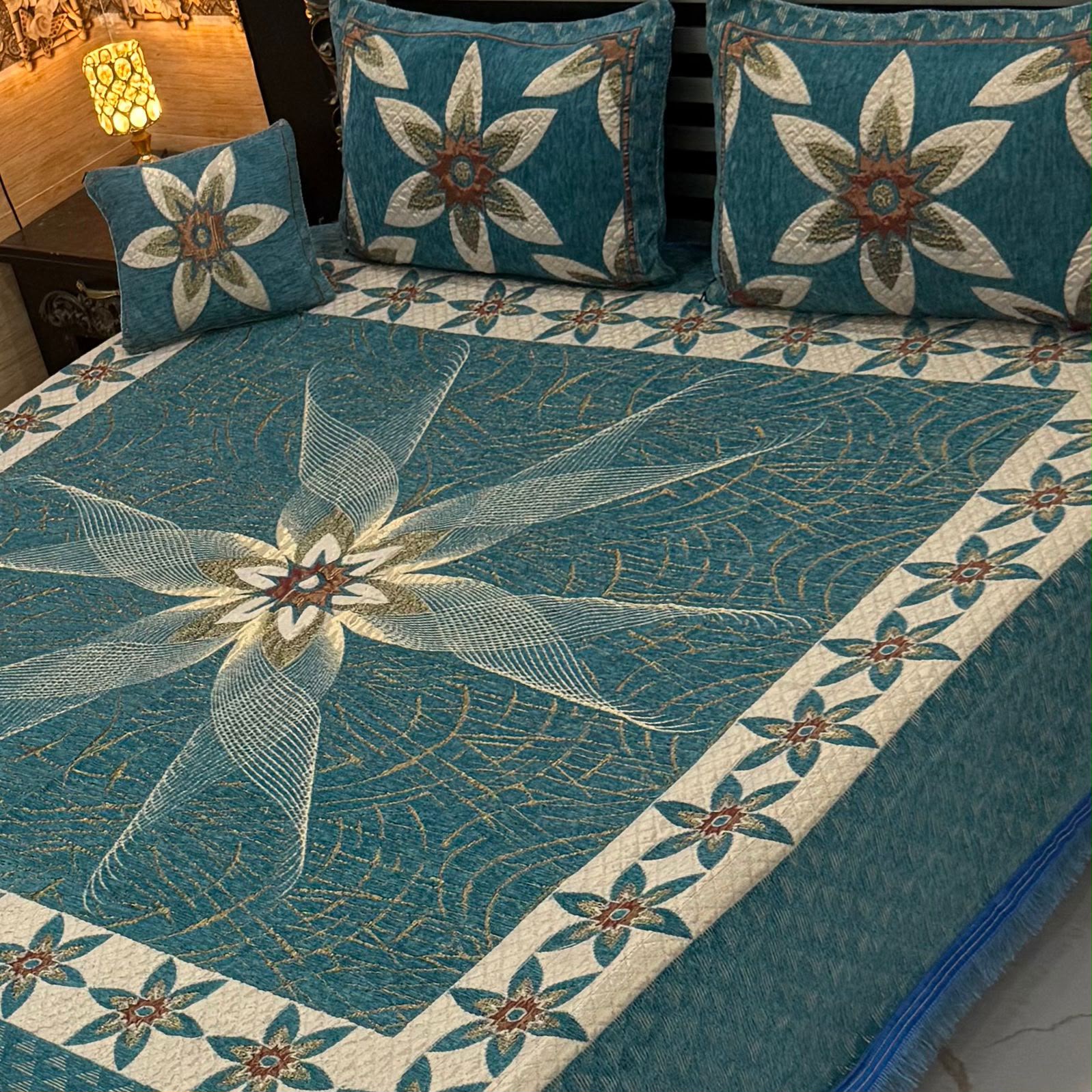 4Pc Velvet Jaquard Bedsheet AL # 4061