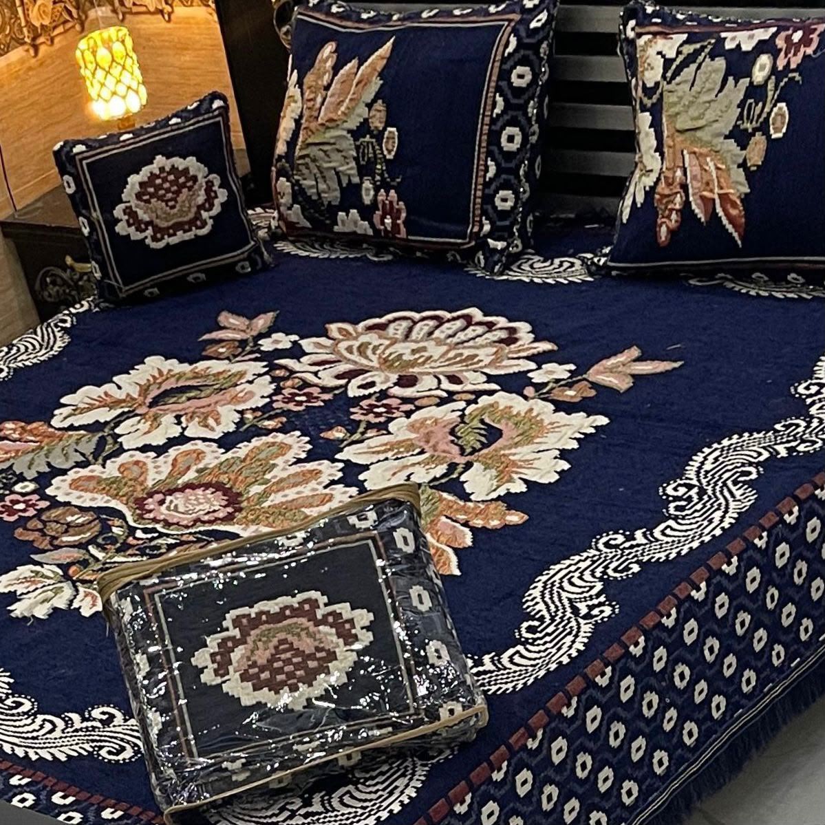 4Pc Velvet Jaquard Bedsheet AL # 4008