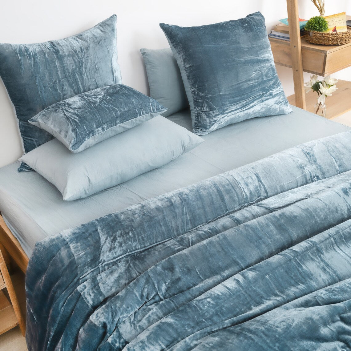 Luxury Velvet Duvet Cover Set - Slat Blue - Aura living